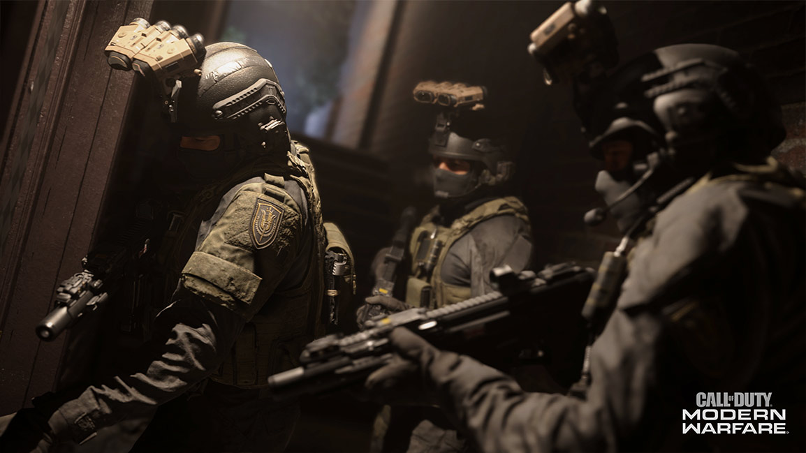 Call of Duty Modern Warfare screenshot showing three covert soldiers indoors